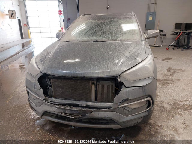 5XYZUDLA2HG459964 Hyundai Santa Fe Sport 2.0t Se