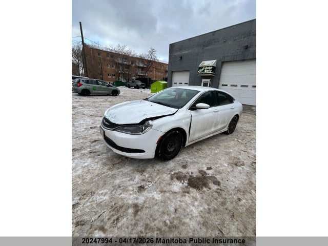 20247994 :رقم المزاد ، 1C3CCCFB0FN569428 vin ، 2015 Chrysler 200 Lx مزاد بيع