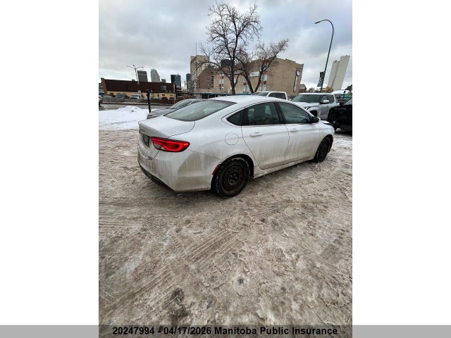 20247994 :رقم المزاد ، 1C3CCCFB0FN569428 vin ، 2015 Chrysler 200 Lx مزاد بيع