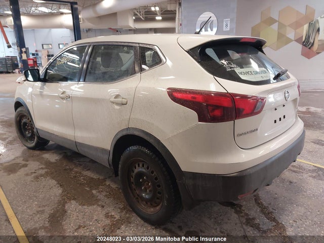 JN1BJ1CRXHW142003 Nissan Qashqai S