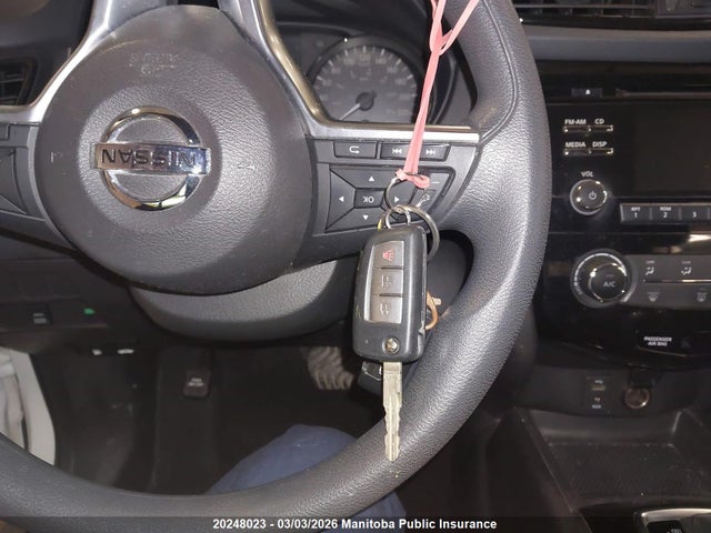 JN1BJ1CRXHW142003 Nissan Qashqai S