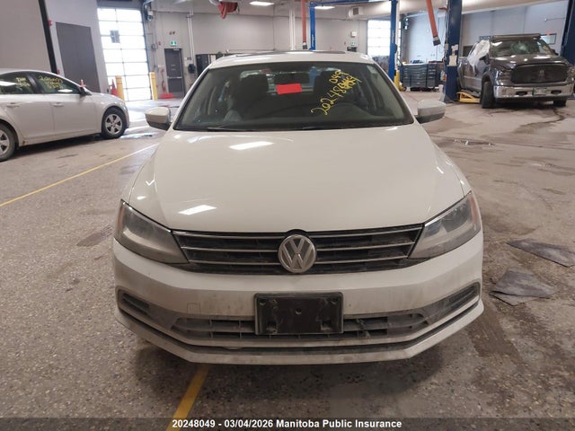 3VW2K7AJ9FM326188 Volkswagen Jetta 2.0