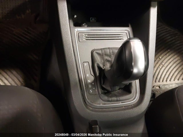 3VW2K7AJ9FM326188 Volkswagen Jetta 2.0