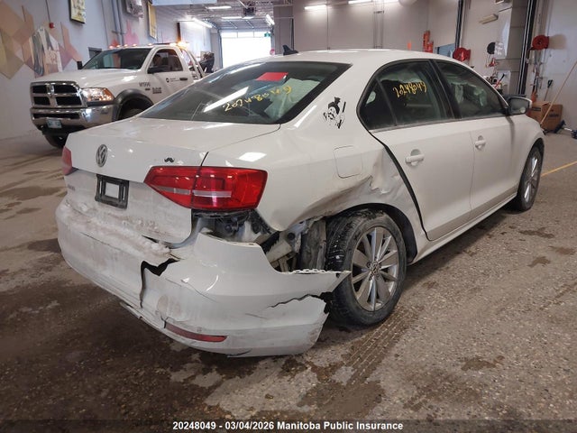 3VW2K7AJ9FM326188 Volkswagen Jetta 2.0