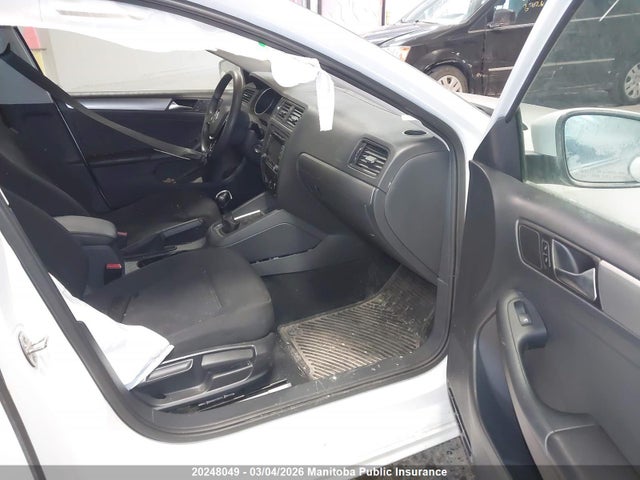 3VW2K7AJ9FM326188 Volkswagen Jetta 2.0