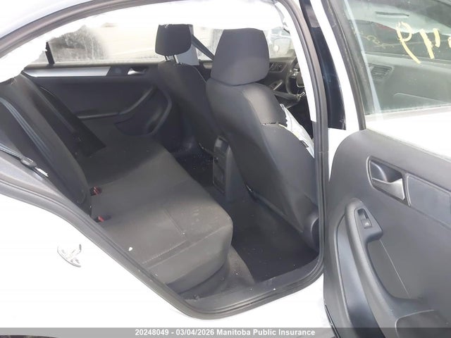 3VW2K7AJ9FM326188 Volkswagen Jetta 2.0