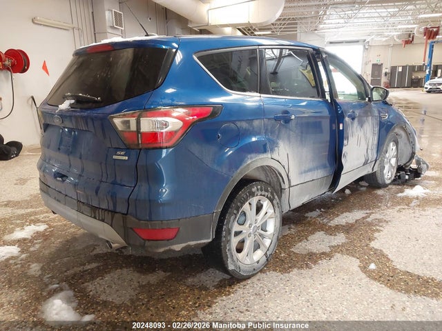 1FMCU0GD2HUA70559 Ford ESCAPE SE