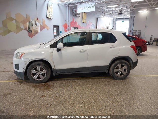 3GNCJKEB2EL124370 Chevrolet TRAX LS