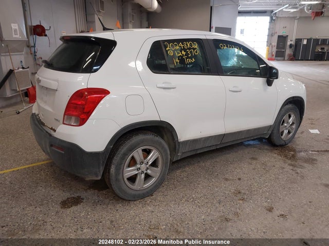 3GNCJKEB2EL124370 Chevrolet TRAX LS