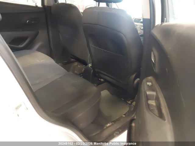 3GNCJKEB2EL124370 Chevrolet TRAX LS