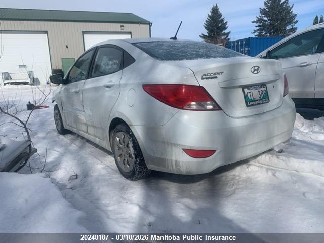 KMHCT4AE6FU932738 Hyundai ACCENT GL