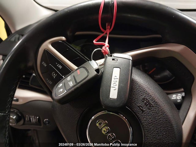 20248109 :رقم المزاد ، 1C4PJMCS5FW520670 vin ، 2015 Jeep Cherokee North مزاد بيع