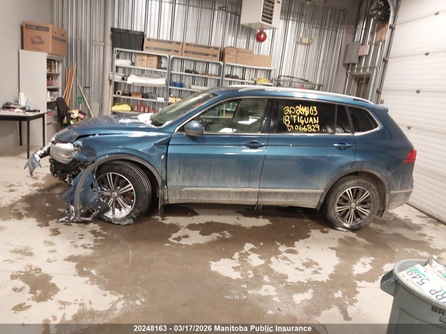 3VV4B7AXXJM066829 Volkswagen Tiguan 2.0 Tsi