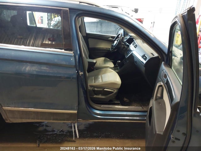 3VV4B7AXXJM066829 Volkswagen Tiguan 2.0 Tsi