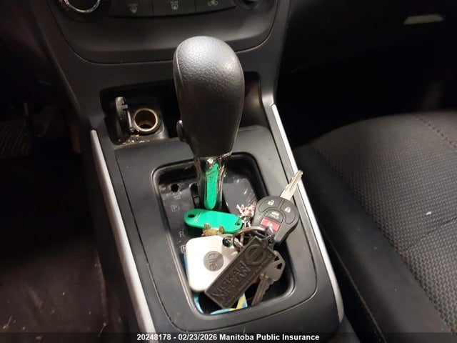 3N1AB7AP0JY335613 Nissan Sentra 1.8 S