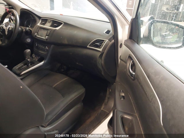 3N1AB7AP0JY335613 Nissan Sentra 1.8 S