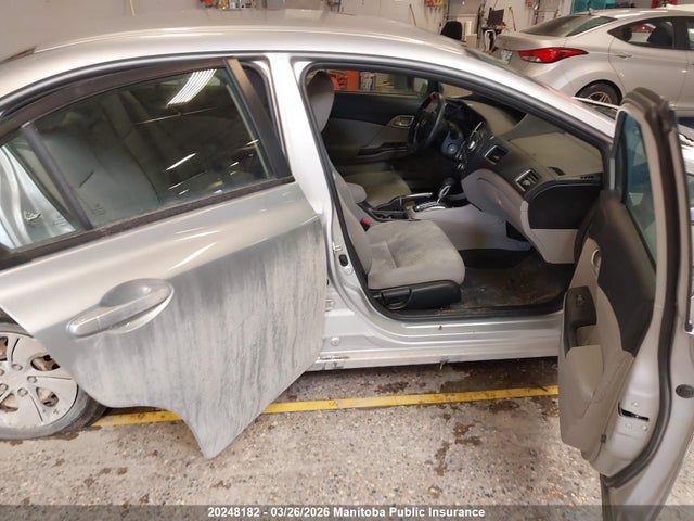 20248182 :رقم المزاد ، 2HGFB2F40FH017672 vin ، 2015 Honda Civic Lx مزاد بيع