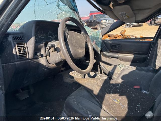 20248184 :رقم المزاد ، 1J4FF68S9YL143065 vin ، 2000 Jeep Cherokee Limited مزاد بيع