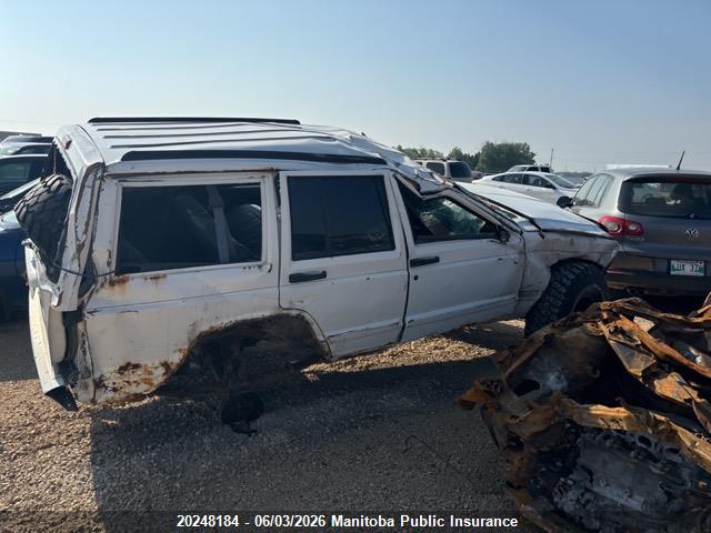 20248184 :رقم المزاد ، 1J4FF68S9YL143065 vin ، 2000 Jeep Cherokee Limited مزاد بيع