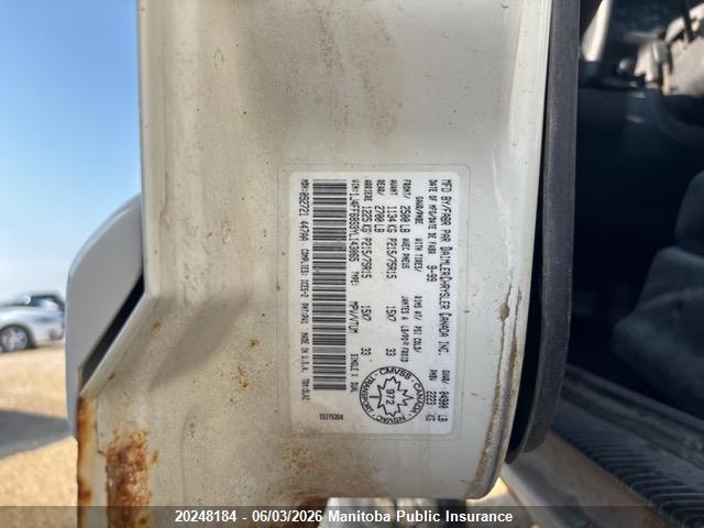 20248184 :رقم المزاد ، 1J4FF68S9YL143065 vin ، 2000 Jeep Cherokee Limited مزاد بيع