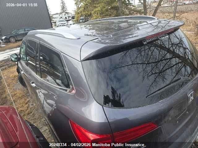Продаж на аукціоні авто 2018 Honda Pilot Touring, vin: 5FNYF6H97JB500702, номер лоту: 20248334