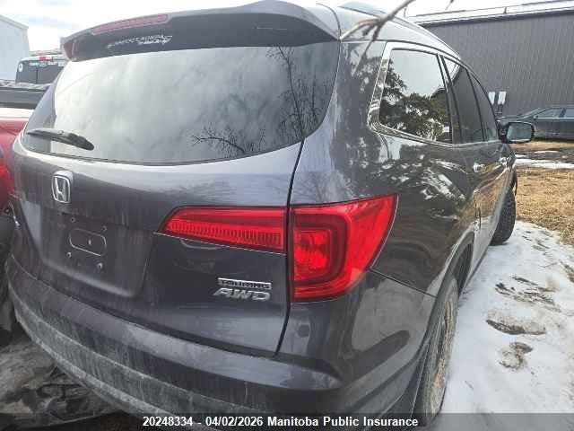 Продаж на аукціоні авто 2018 Honda Pilot Touring, vin: 5FNYF6H97JB500702, номер лоту: 20248334