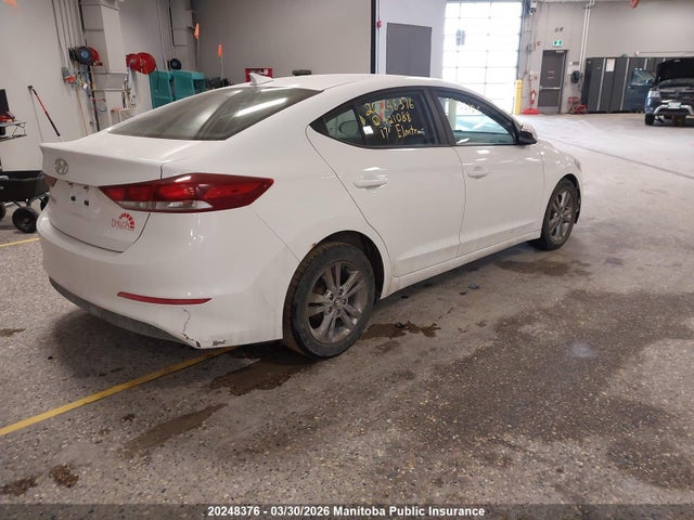 KMHD84LF4HU421088 Hyundai ELANTRA GL