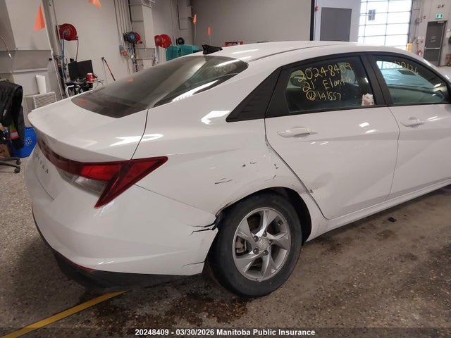KMHLM4AG8MU141557 Hyundai Elantra Preferred