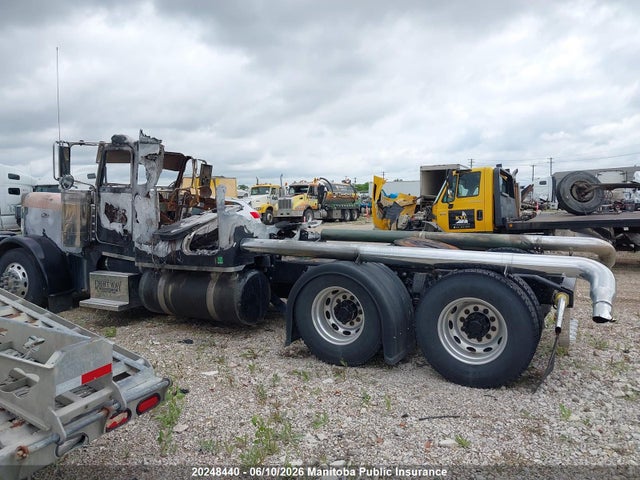 20248440 :رقم المزاد ، 1XPXDB9X08D737801 vin ، 2008 Peterbilt 389 مزاد بيع