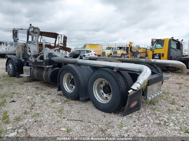 20248440 :رقم المزاد ، 1XPXDB9X08D737801 vin ، 2008 Peterbilt 389 مزاد بيع