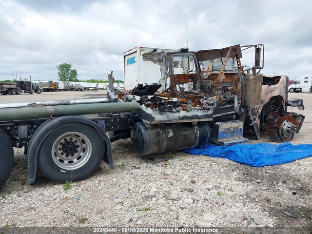 20248440 :رقم المزاد ، 1XPXDB9X08D737801 vin ، 2008 Peterbilt 389 مزاد بيع
