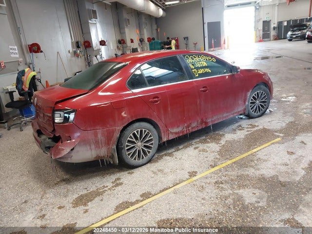 3VWD67AJ4GM225106 Volkswagen Jetta 1.4 Tsi