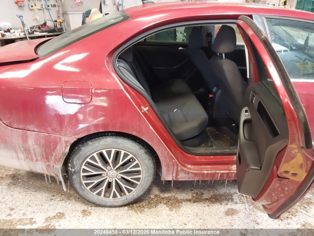 3VWD67AJ4GM225106 Volkswagen Jetta 1.4 Tsi