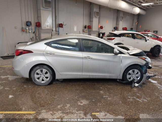 Продажа на аукционе авто 2016 Hyundai Elantra L, vin: 5NPDH4AE7GH673487, номер лота: 20248458