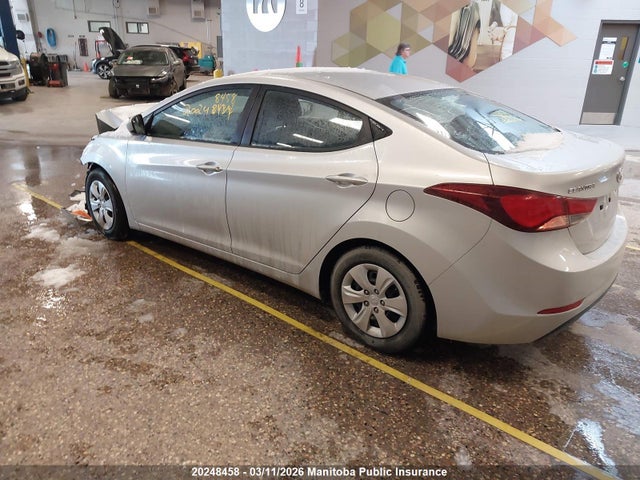 Продажа на аукционе авто 2016 Hyundai Elantra L, vin: 5NPDH4AE7GH673487, номер лота: 20248458