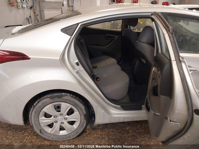 Продажа на аукционе авто 2016 Hyundai Elantra L, vin: 5NPDH4AE7GH673487, номер лота: 20248458