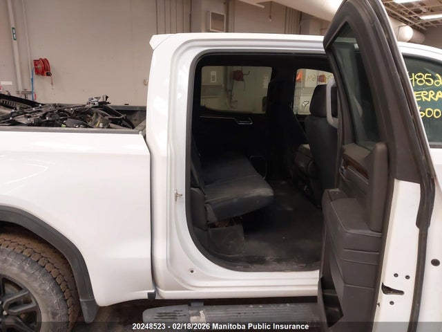1GTUUCED5NZ560022 GMC Sierra 1500 Elevation Crew Cab