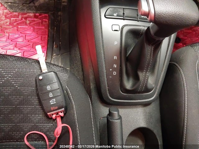 3KPA25AD4ME387985 KIA Rio Lx+