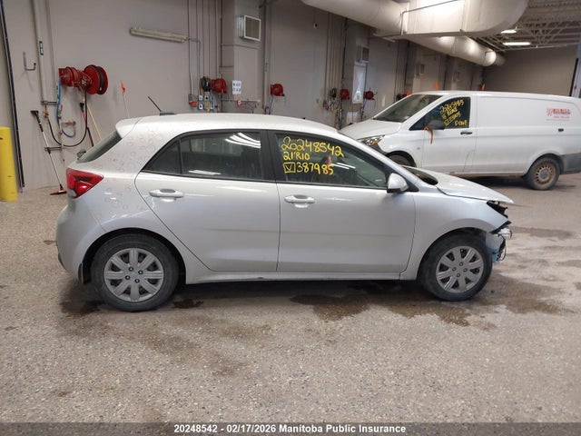 3KPA25AD4ME387985 KIA Rio Lx+
