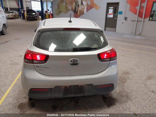 3KPA25AD4ME387985 KIA Rio Lx+
