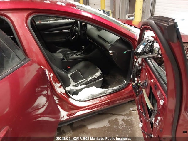 JM1BPBDM4K1116649 Mazda Mazda3 Gt I-activ