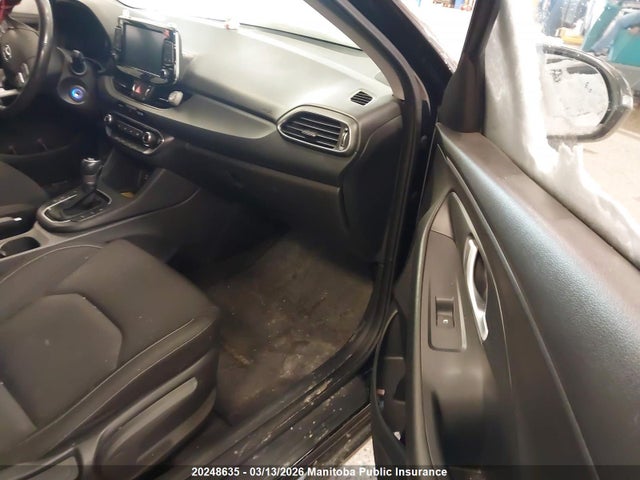 KMHH35LE8JU060175 Hyundai Elantra Gt Gl