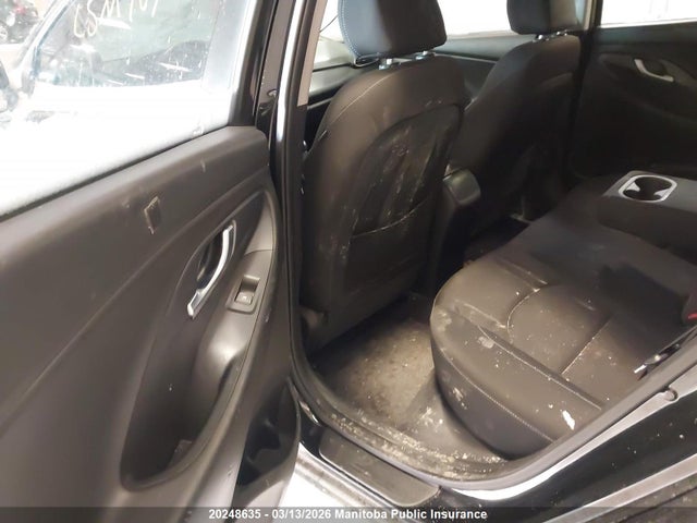 KMHH35LE8JU060175 Hyundai Elantra Gt Gl