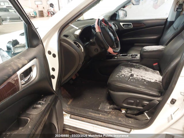 Продажа на аукционе авто 2014 Nissan Pathfinder Platinum, vin: 5N1AR2MM5EC670406, номер лота: 20248680