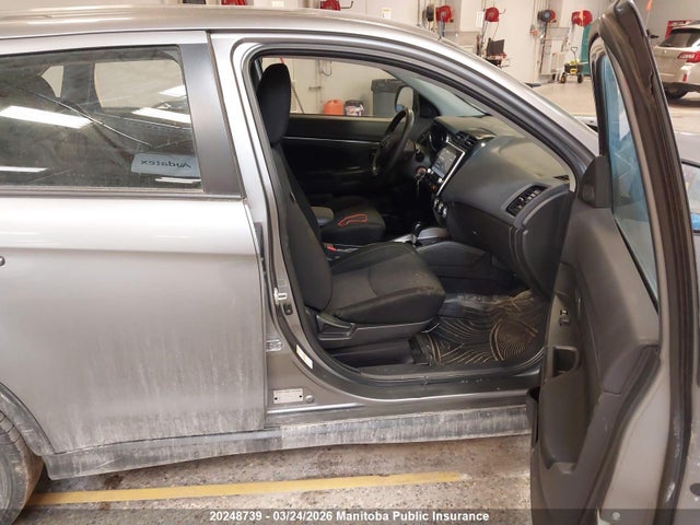 JA4AJUAU2MU605673 Mitsubishi RVR ES
