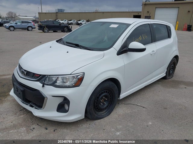 1G1JD6SH8J4105760 Chevrolet SONIC LT