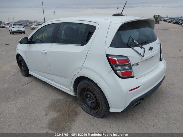 1G1JD6SH8J4105760 Chevrolet SONIC LT