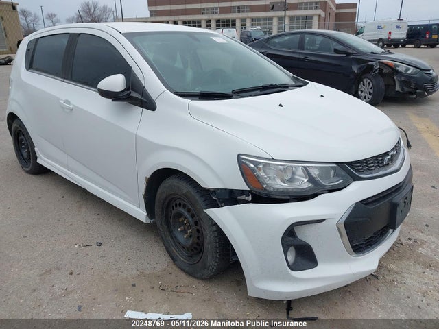 1G1JD6SH8J4105760 Chevrolet SONIC LT