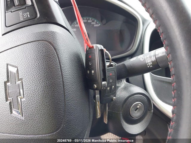 1G1JD6SH8J4105760 Chevrolet SONIC LT