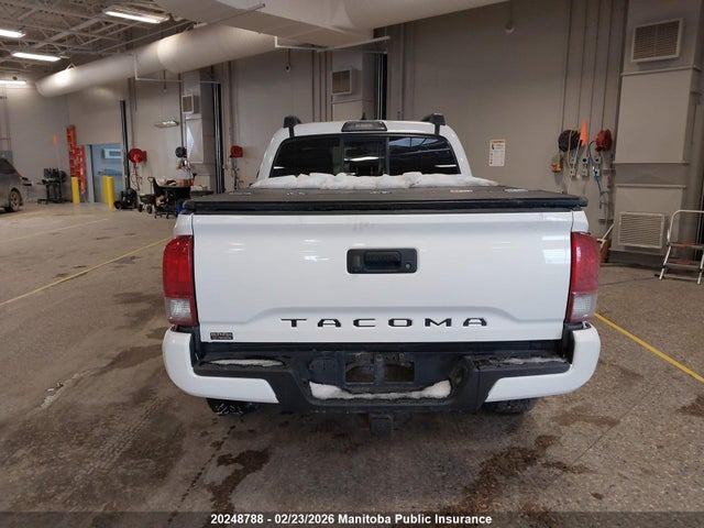 5TFDZ5BNXGX011599 Toyota Tacoma Double Cab V6
